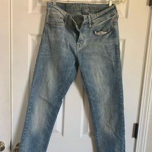 American eagle distressed jean 30x34